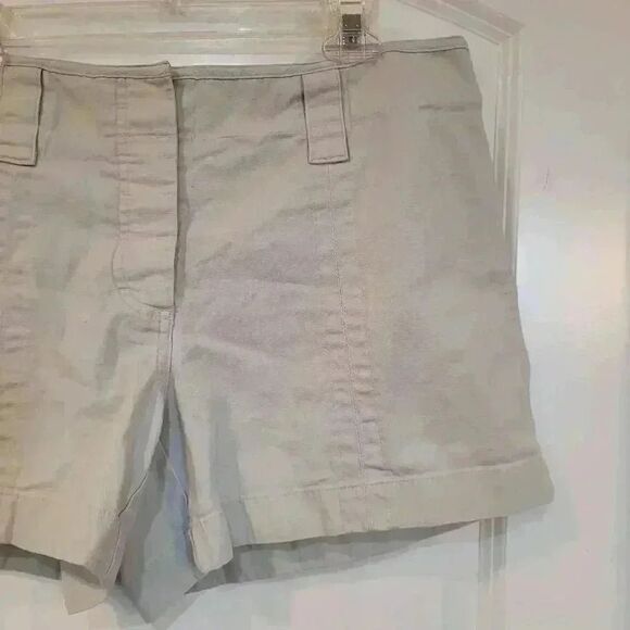 Covington Women's Tan Cotton Spandex Shorts - Picture 4 of 8